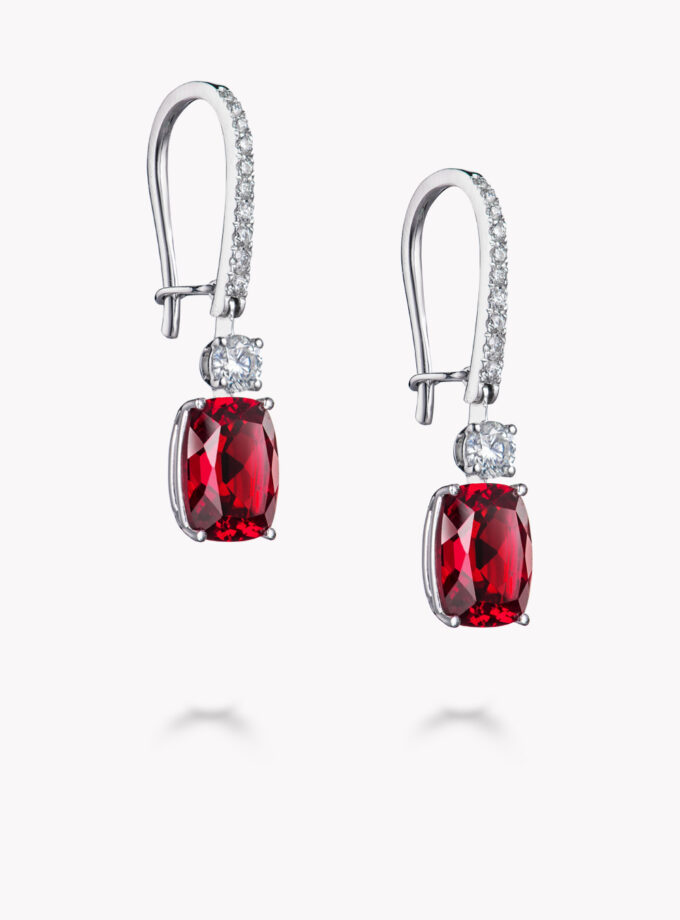 Длинные серьги с рубином и муассанитами