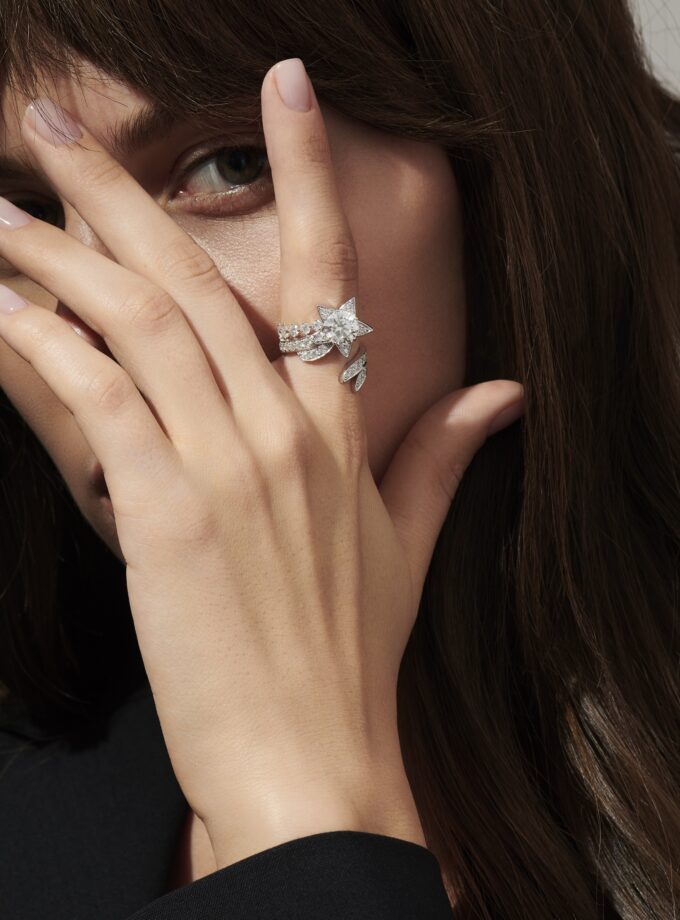 Кольцо звезда с муассанитами 3 карата