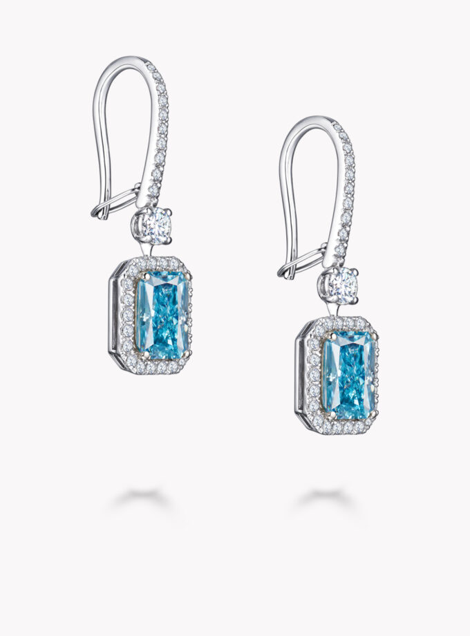 Серьги с голубыми радиантами Fancy Blue