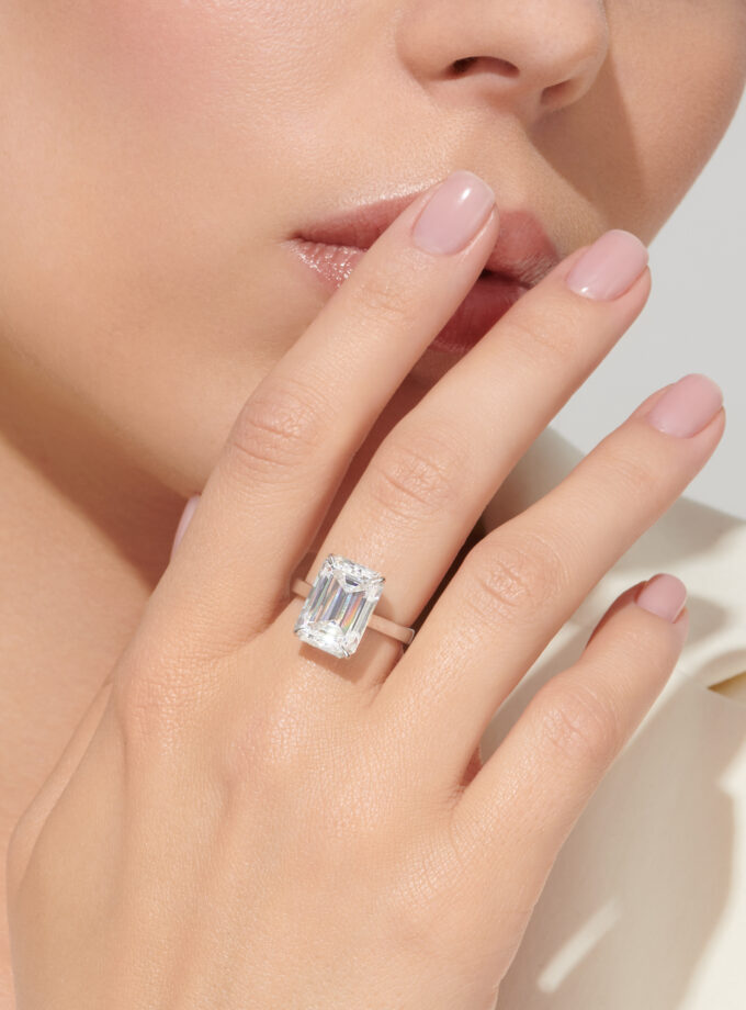 Кольцо с муассанитом 8,4 карата