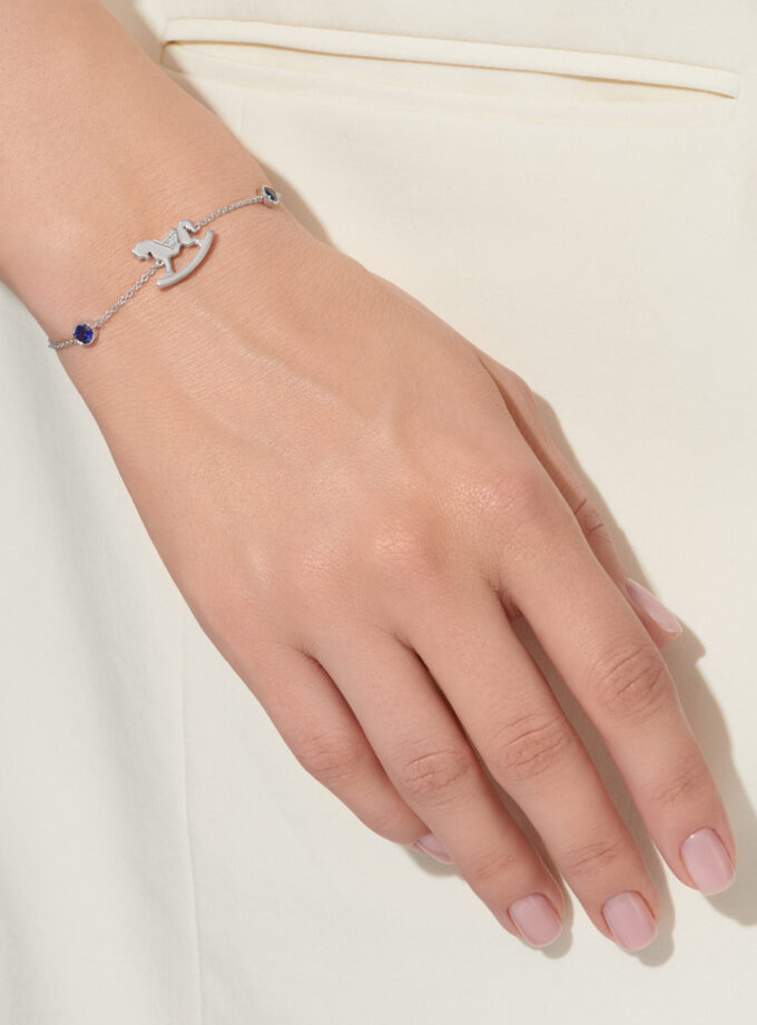 Браслет TOY c бриллиантом 0,024 карата и голубые сапфиры