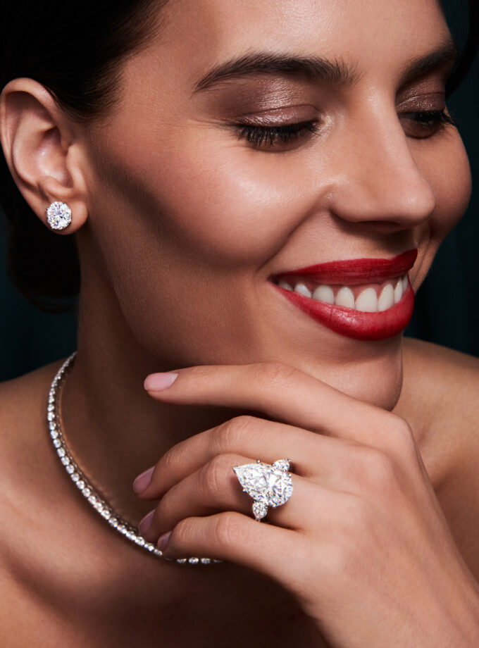 Кольцо с муассанитом груша 14,6 карата