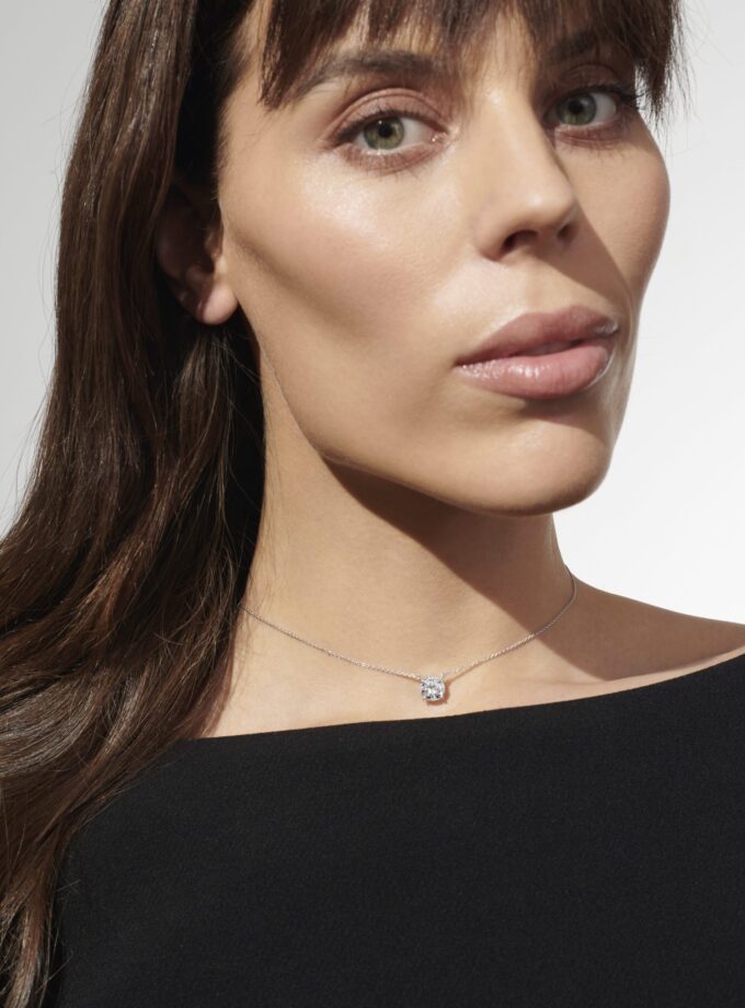 Колье с муассанитом 2 карата