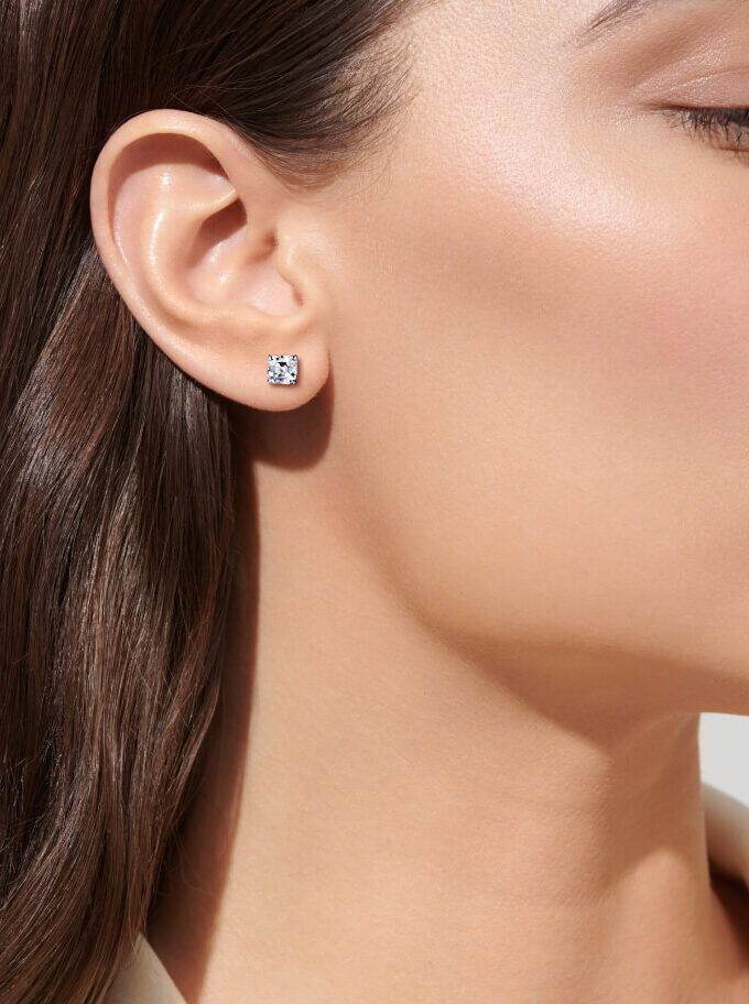 Пусеты c муассанитом огранка ашер 1,26 карата