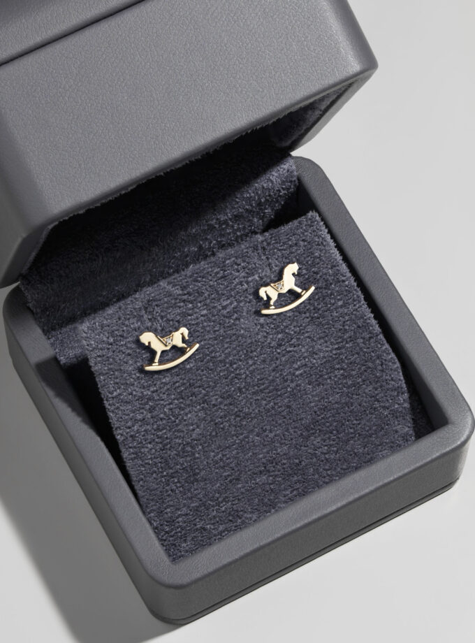 Серьги TOY пусеты с бриллиантами